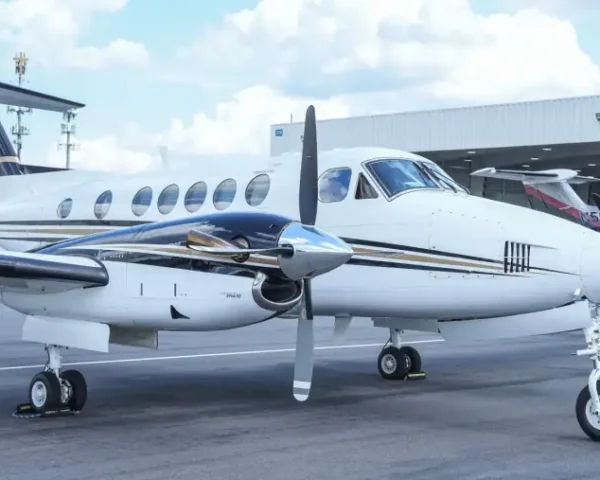 beechcraft-king-air-b200-1997-flightmarket-id-7842-05020